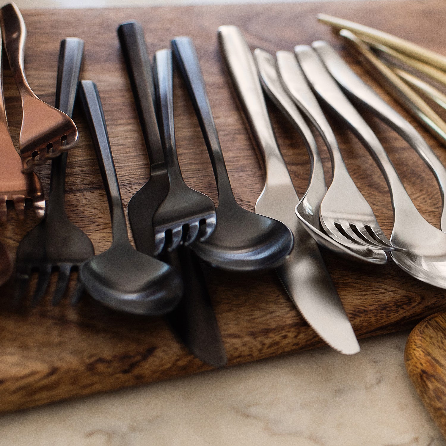 Isobel Black Satin 20-Piece Flatware Set - Elegant Stainless Steel Cutlery for Fine Dining, Wedding Gifts & Formal Dinner Parties