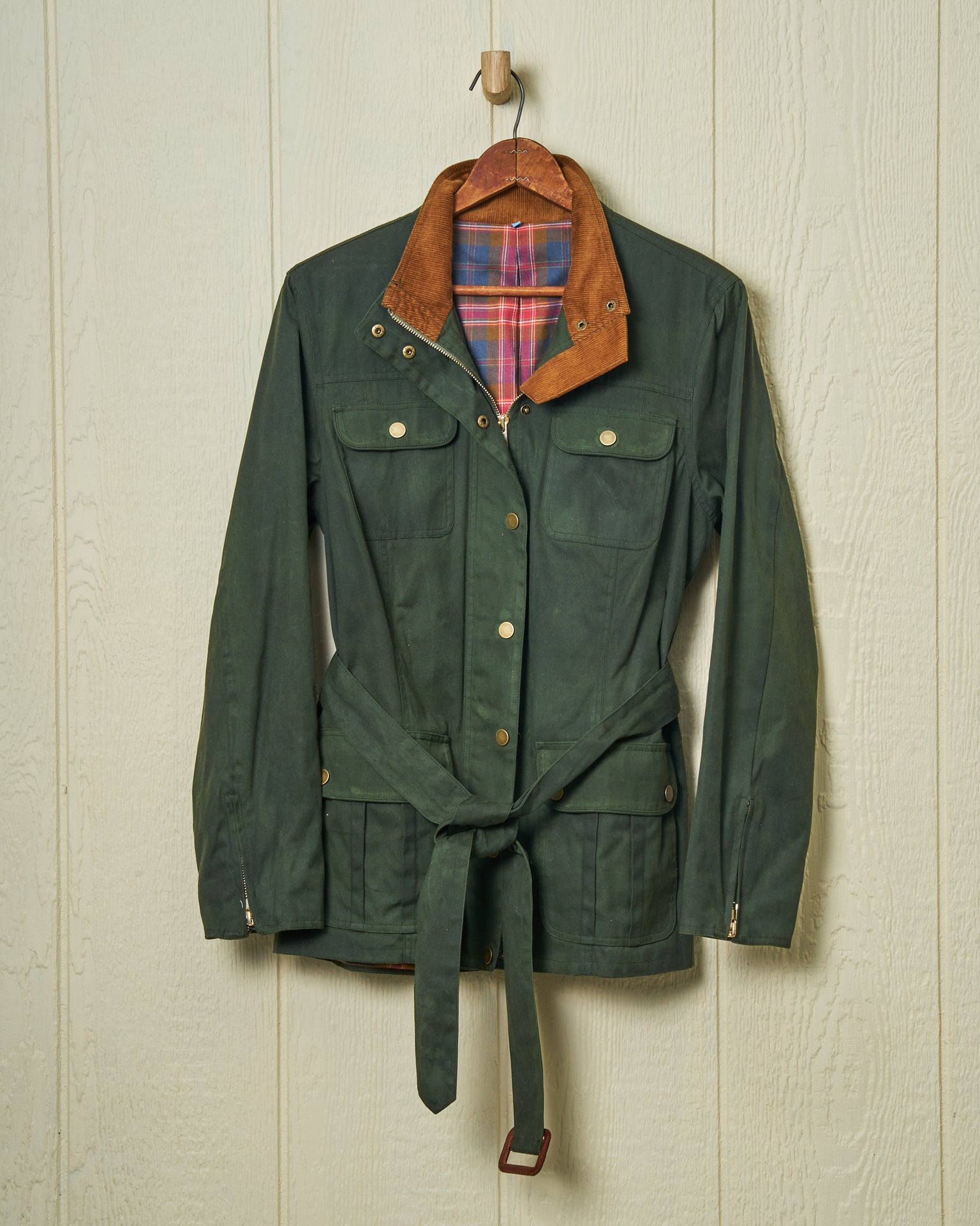 Women's Aberdeen Jacket - Olive Waxed Canvas Waterproof Windproof Outdoor Coat for Hiking, Camping & Fall Fashion