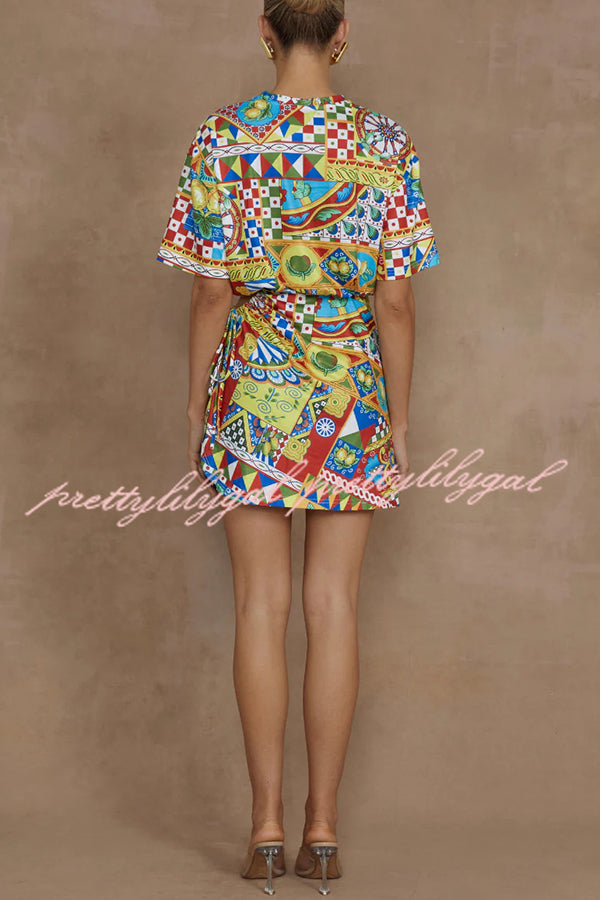 Stylish Geometric Print Short Sleeve Tie Waist Mini Dress for Women | Summer Casual Party Outfit | Perfect for Beach Vacations, Date Nights & Brunch Dates