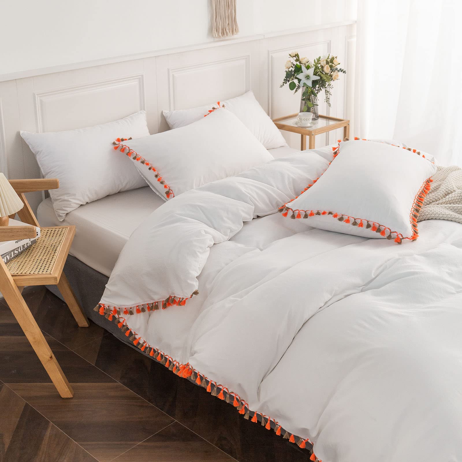 Boho Duvet Cover Set King Size - White Farmhouse Bedding with Tassels for Cozy Bedroom Decor
