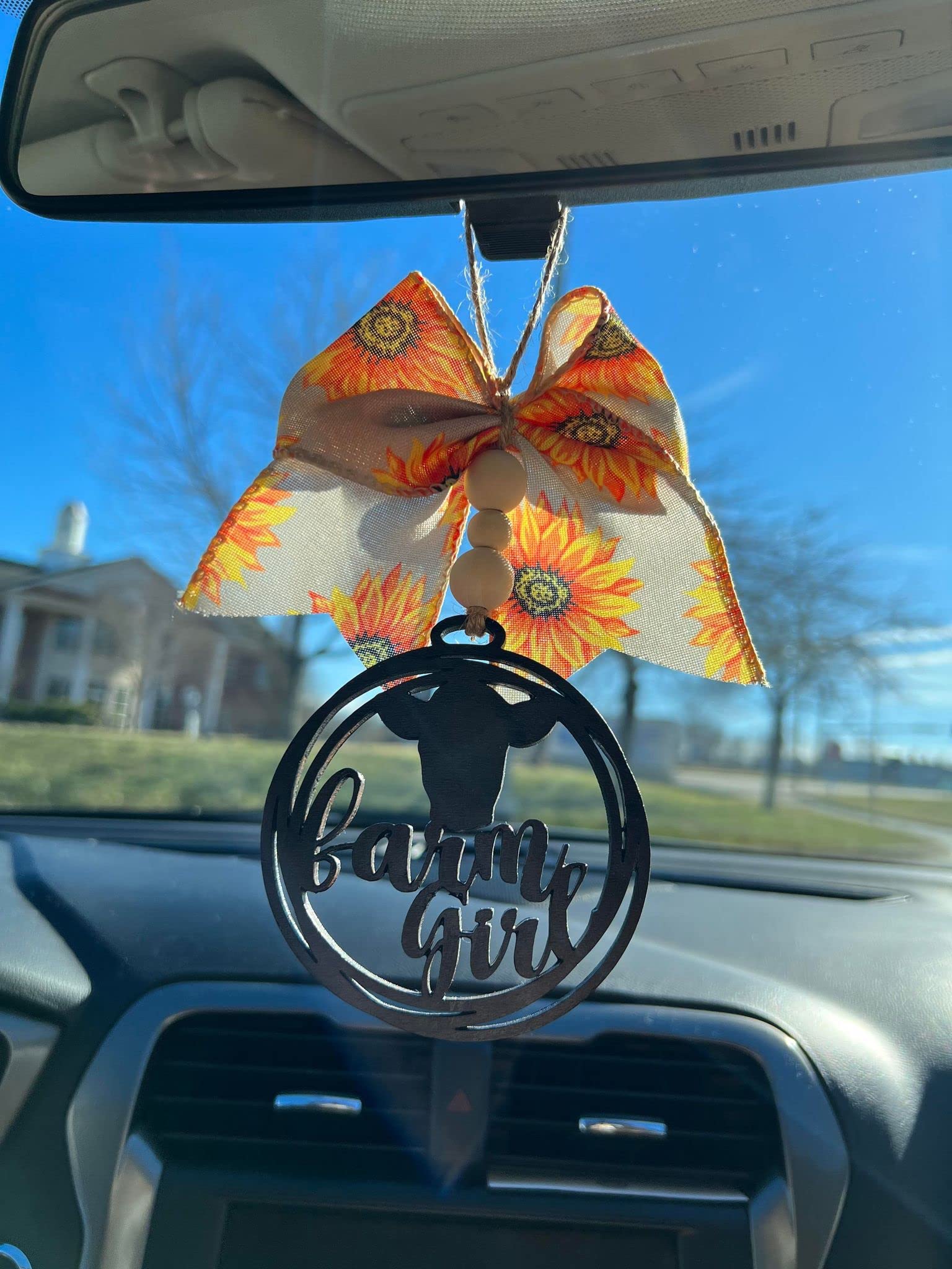 Farm Girl Cow Car Charm - Leopard Burlap Black White Red Cow Paws Ribbons Car Accessories for Interior Decor, Perfect for Country Style Vehicles and Farm-Themed Car Styling