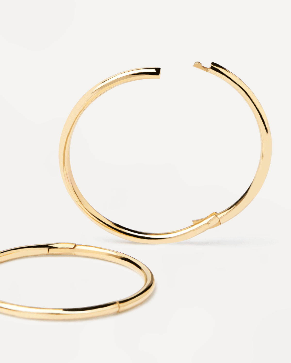 GRID Yellow Gold Essential Medium Hoop Earrings for Women - Classic Everyday Jewelry for Office, Date Night & Special Occasions