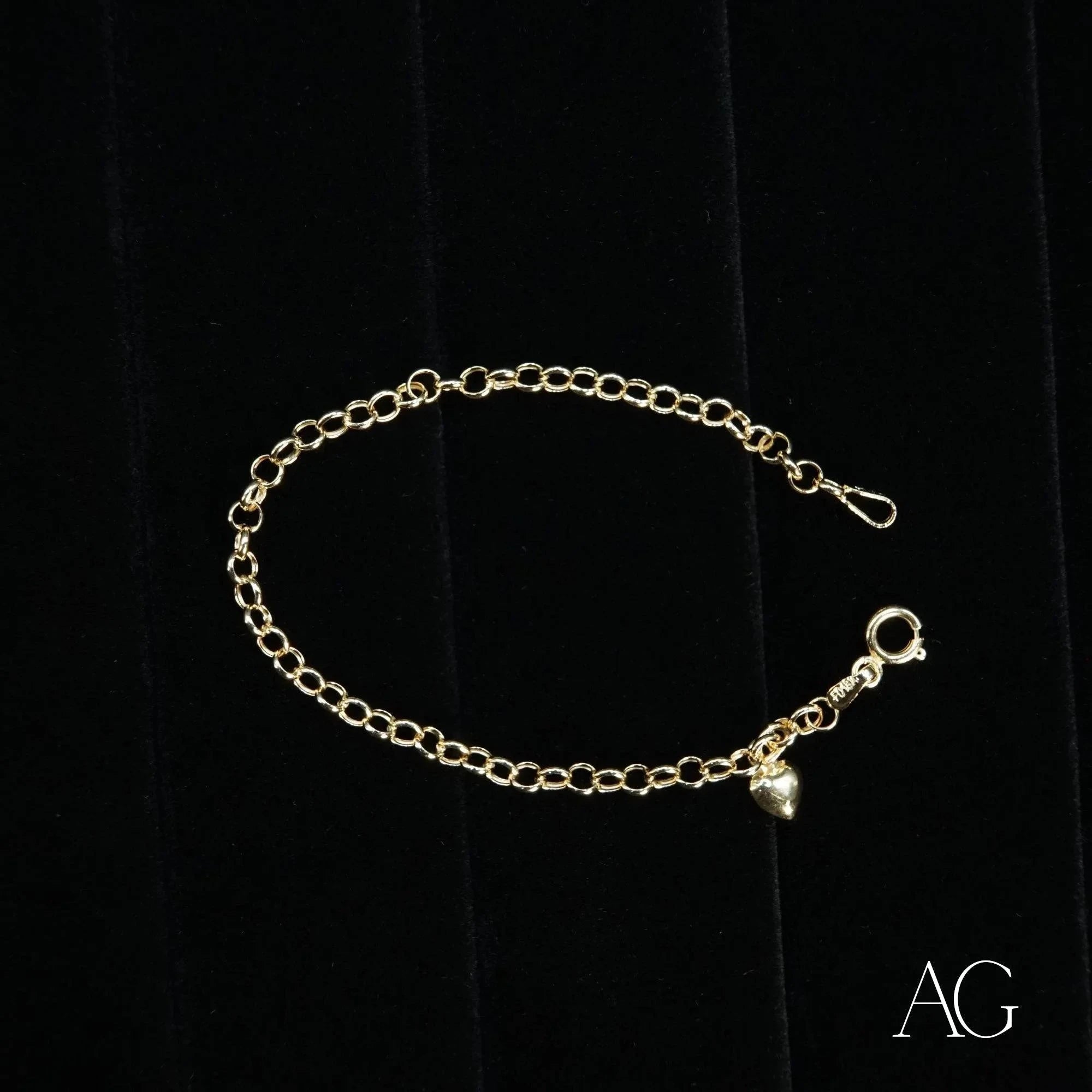 18k Gold Heart Bracelet for Kids - Timeless & Elegant Jewelry Gift for Girls - Perfect for Birthdays, Holidays & Special Occasions