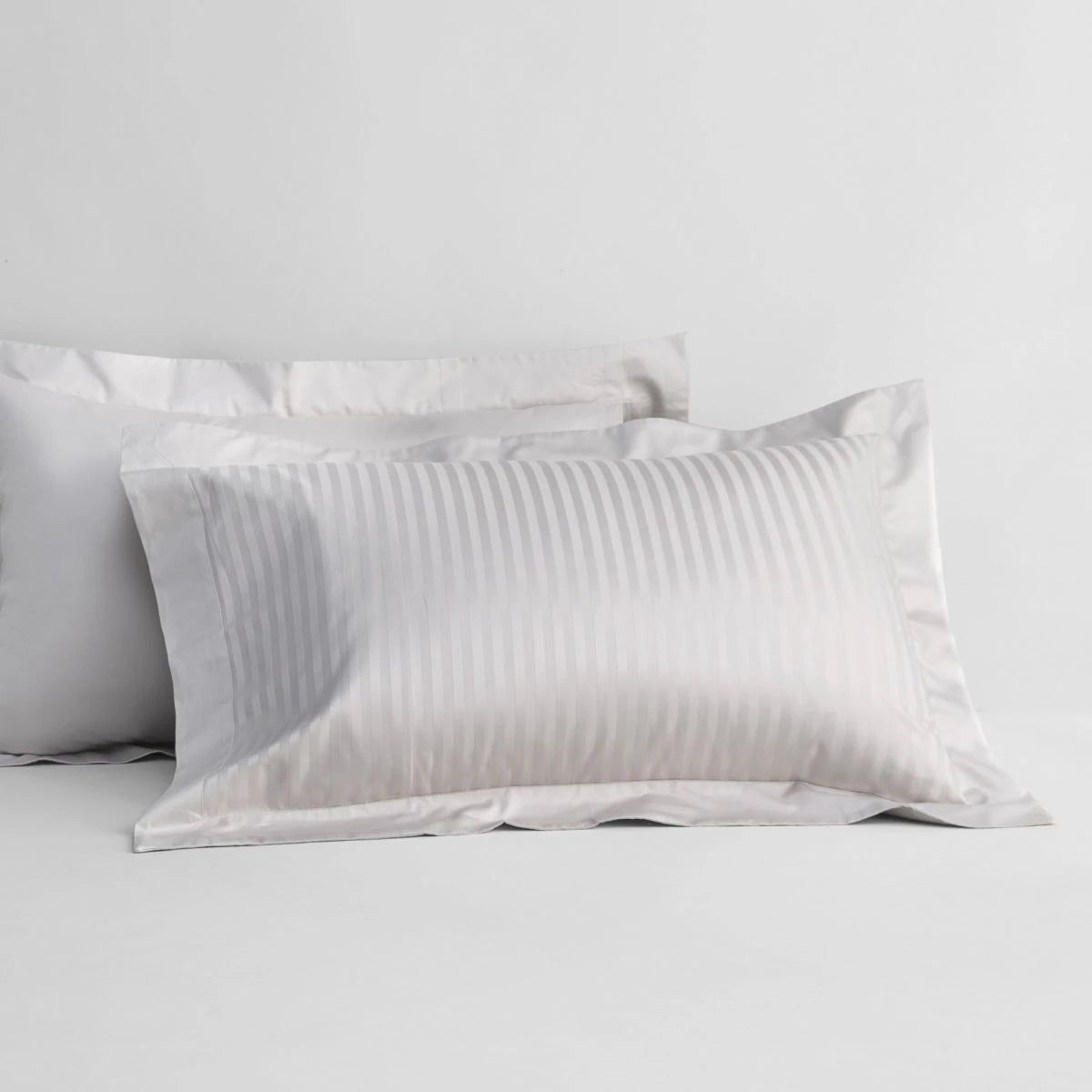 Premium 1200 Thread Count Millennia DRIFTWOOD Quilt Cover Set by Sheridan - Luxury Bedding for Master Bedrooms & Guest Rooms