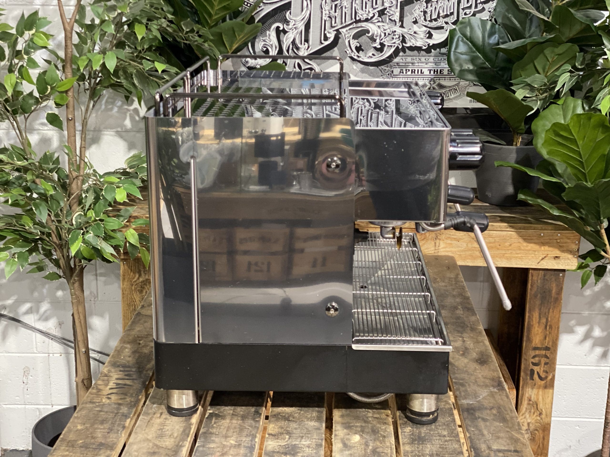 Brugnetti Gamma 2 Group Commercial Espresso Machine - Stainless Steel Professional Coffee Maker for Cafes, Restaurants & Coffee Shops | Perfect for High-Volume Brewing & Barista Use