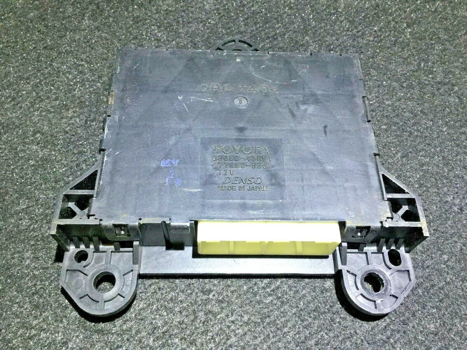 2004-2009 Toyota Prius Temperature Control Module 88650-47051 OEM - Perfect for Climate Control System Repair & Replacement