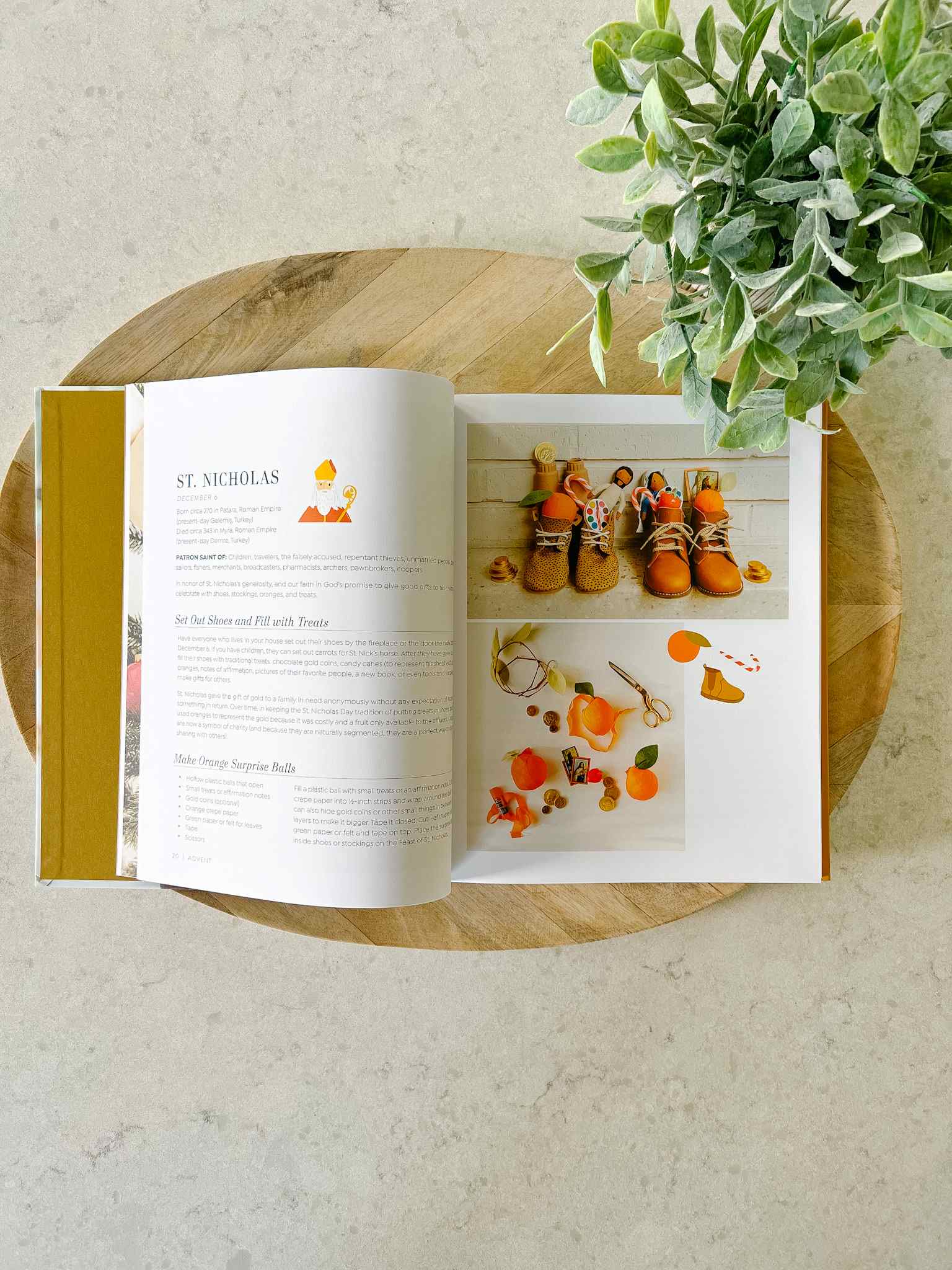 Living the Seasons Book - Inspiring Guide to Seasonal Living & Mindfulness | Perfect for Home Decor, Gifts & Self-Care Routines