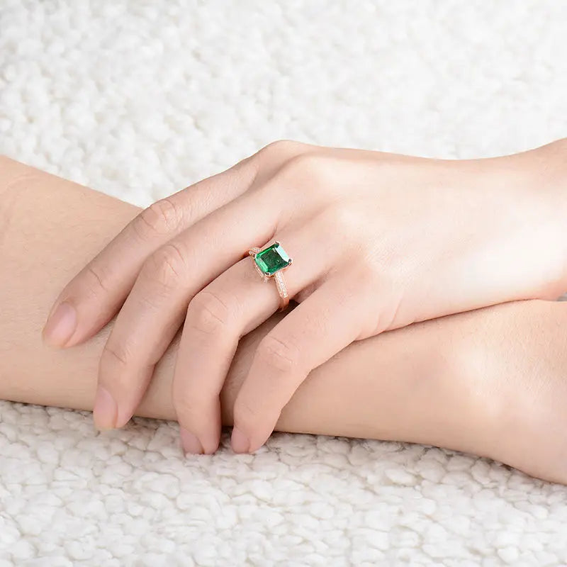 18K Rose Gold 2.1 Carat Emerald and Diamond Engagement Ring for Women - Elegant Wedding Proposal, Anniversary Gift, Bridal Jewelry