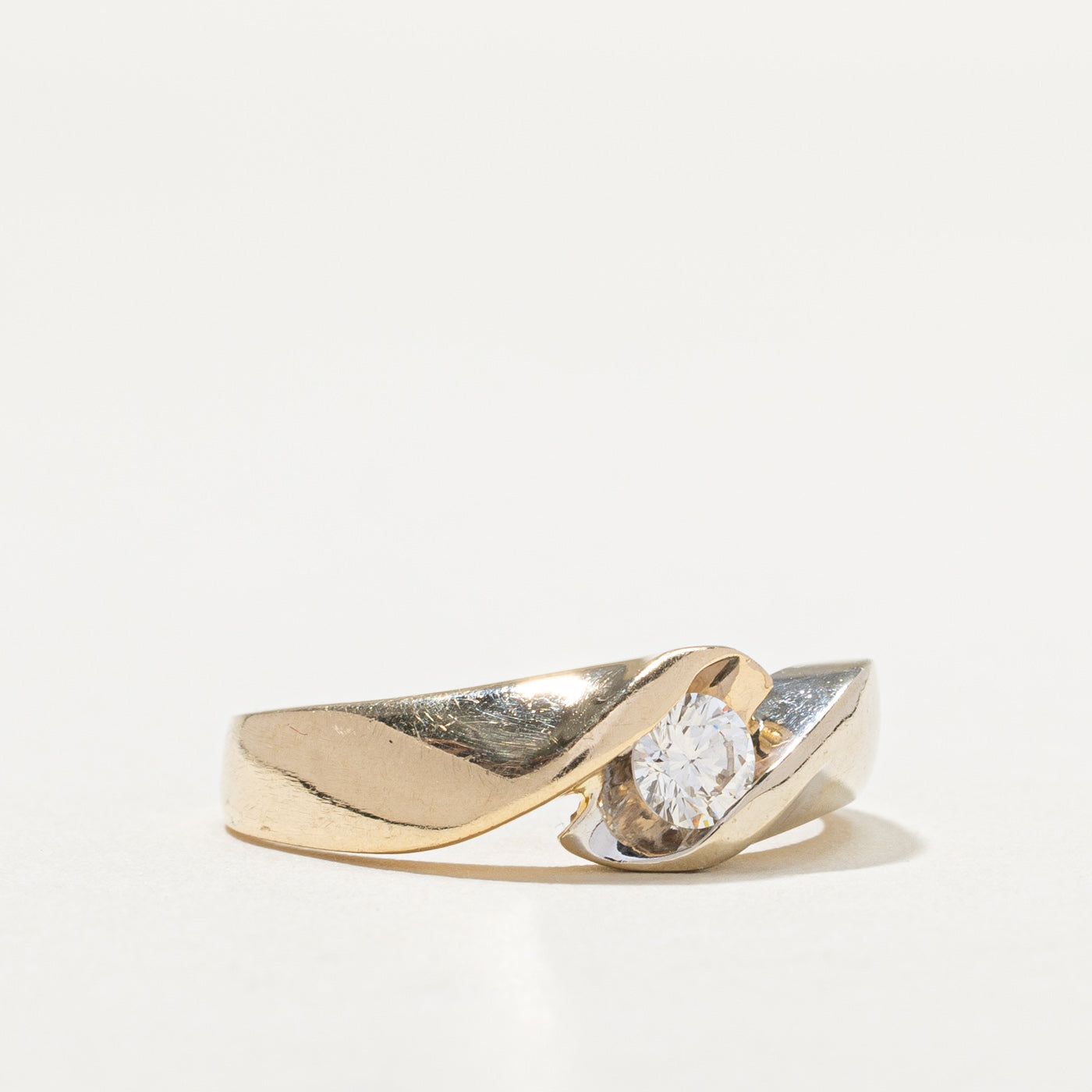Elegant Two Tone Gold Diamond Bypass Ring - 0.30ct Round Cut Diamond Engagement Ring - Size 8.5 - Perfect for Anniversary Gifts & Special Occasions