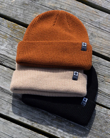 Alpha Beanie - Soft & Warm Winter Hat for Men & Women - Perfect for Skiing, Hiking & Outdoor Activities