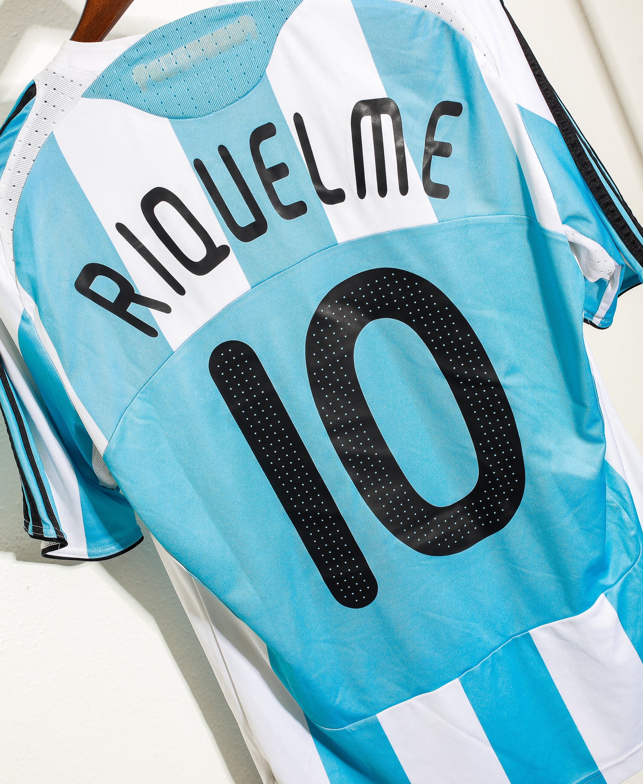Authentic 2010 Argentina Home Soccer Jersey #10 Riquelme (Size M) - Perfect for Match Days, Fan Collections & Football Enthusiasts
