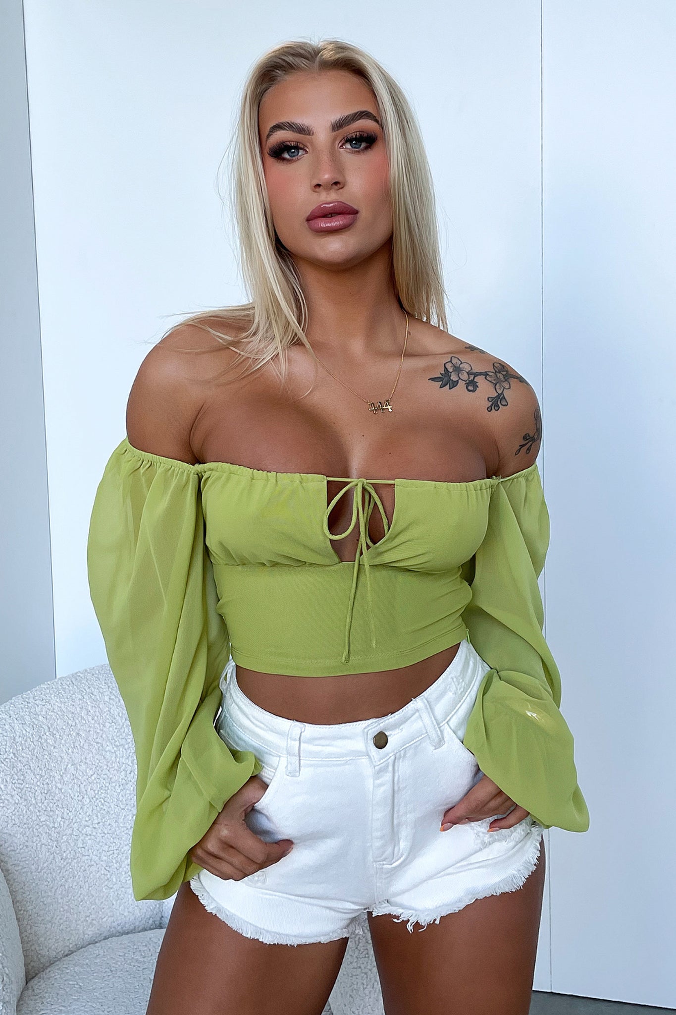 Inez Crop Top - Women's Fashion Green T-Shirt for Casual Wear, Summer Outfits & Street Style