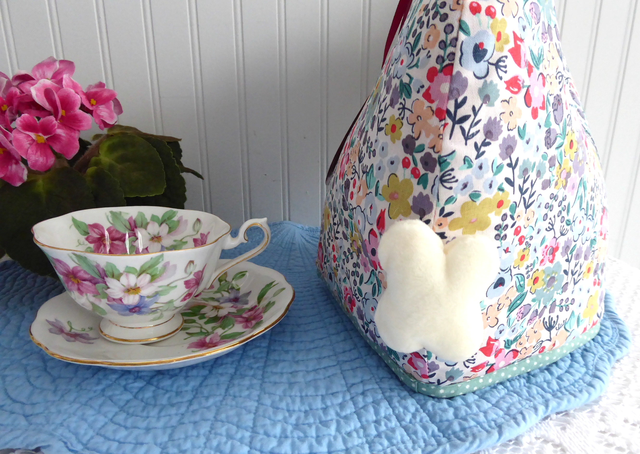 Chintz Rabbit Tea Cozy - Large Padded Bunny-Shaped Tea Pot Cover by Ulster Weavers - Perfect for English Tea Parties & Cozy Kitchen Decor