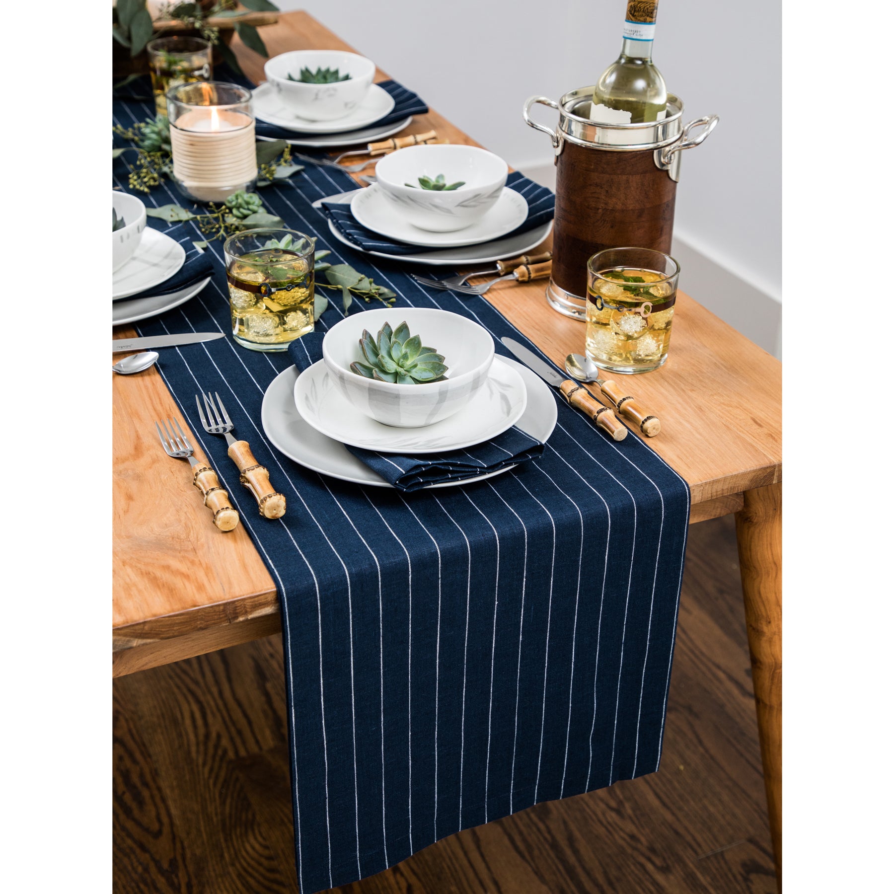 Elegant Pinstripe Table Runner for Dining & Events - Perfect for Weddings, Parties & Home Decor