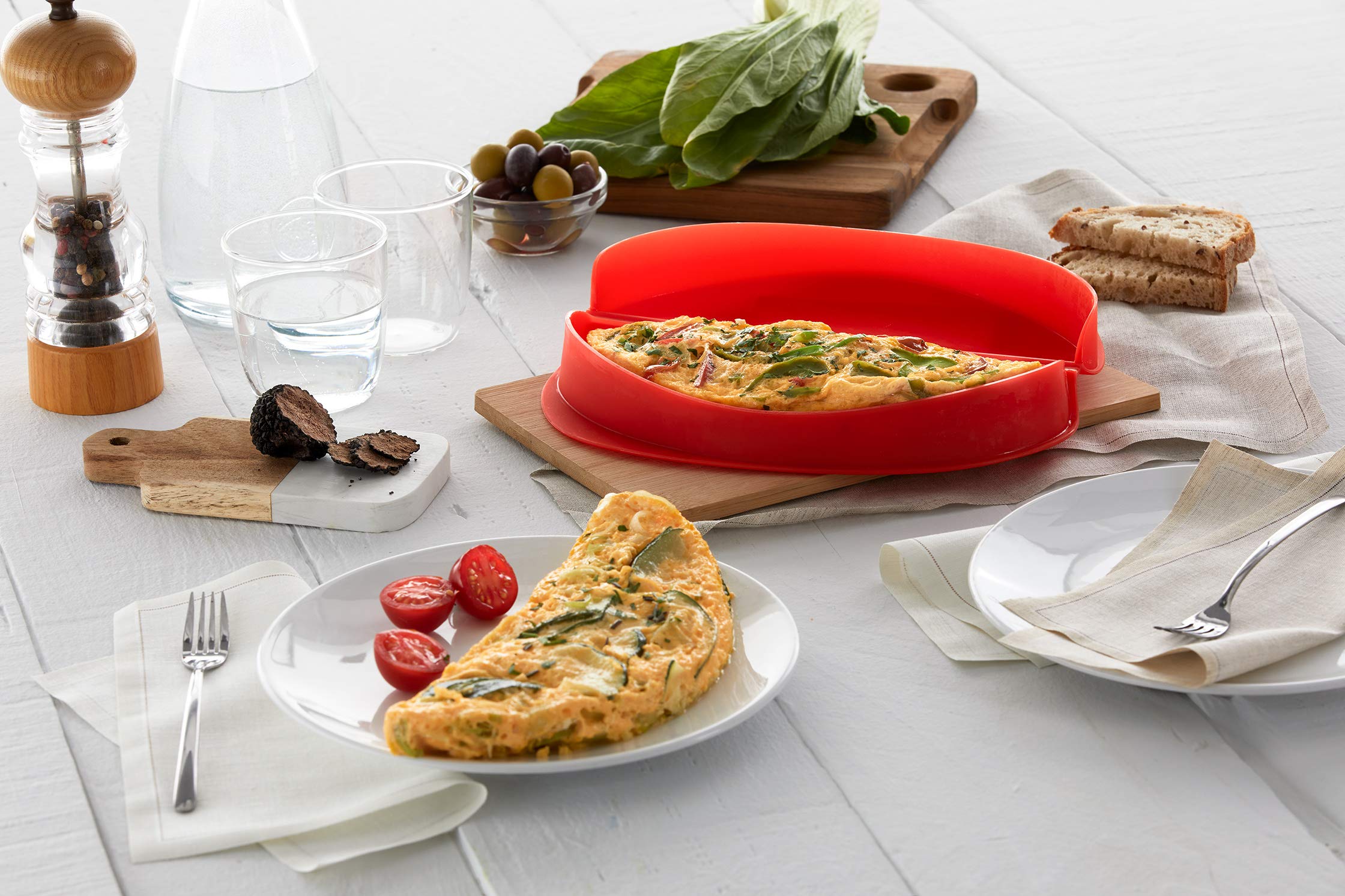 Lekue Red Small Omelette Maker - Quick & Easy Egg Cooker for Healthy Breakfast - Perfect for Home, Kitchen, and Camping Use