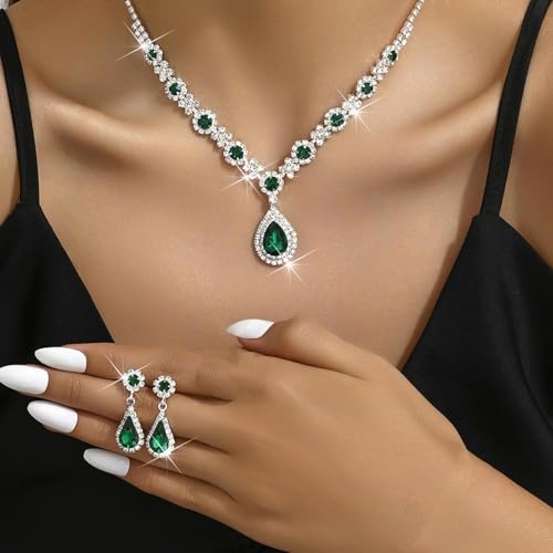 U:Green Jewelry Set