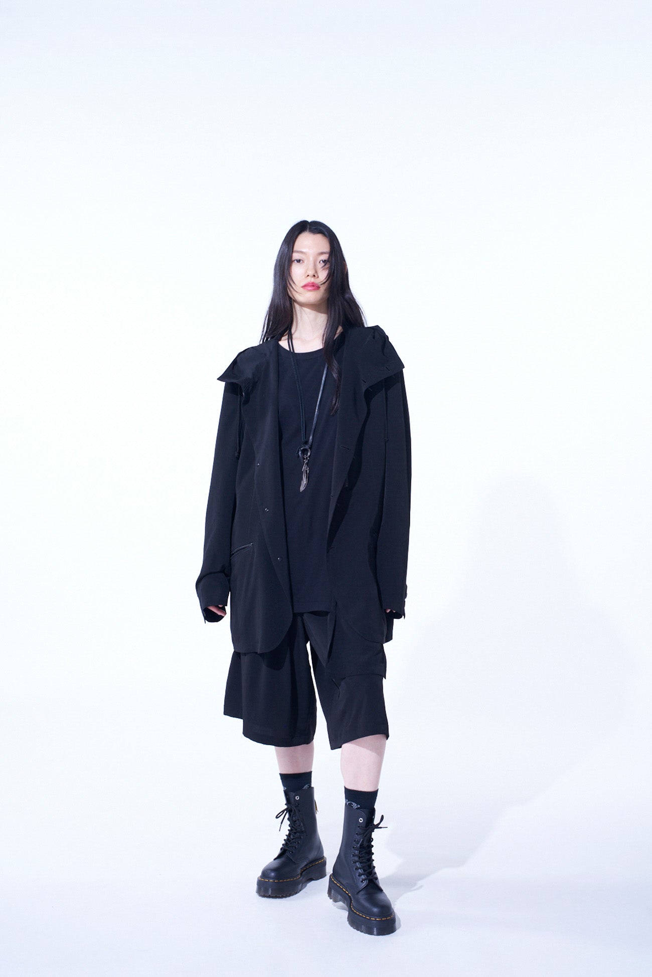 Stylish Crepe de Chine Hooded Jacket for Women - Lightweight & Comfortable Outerwear for Spring & Fall - Perfect for Casual Outings, Travel, and Layering