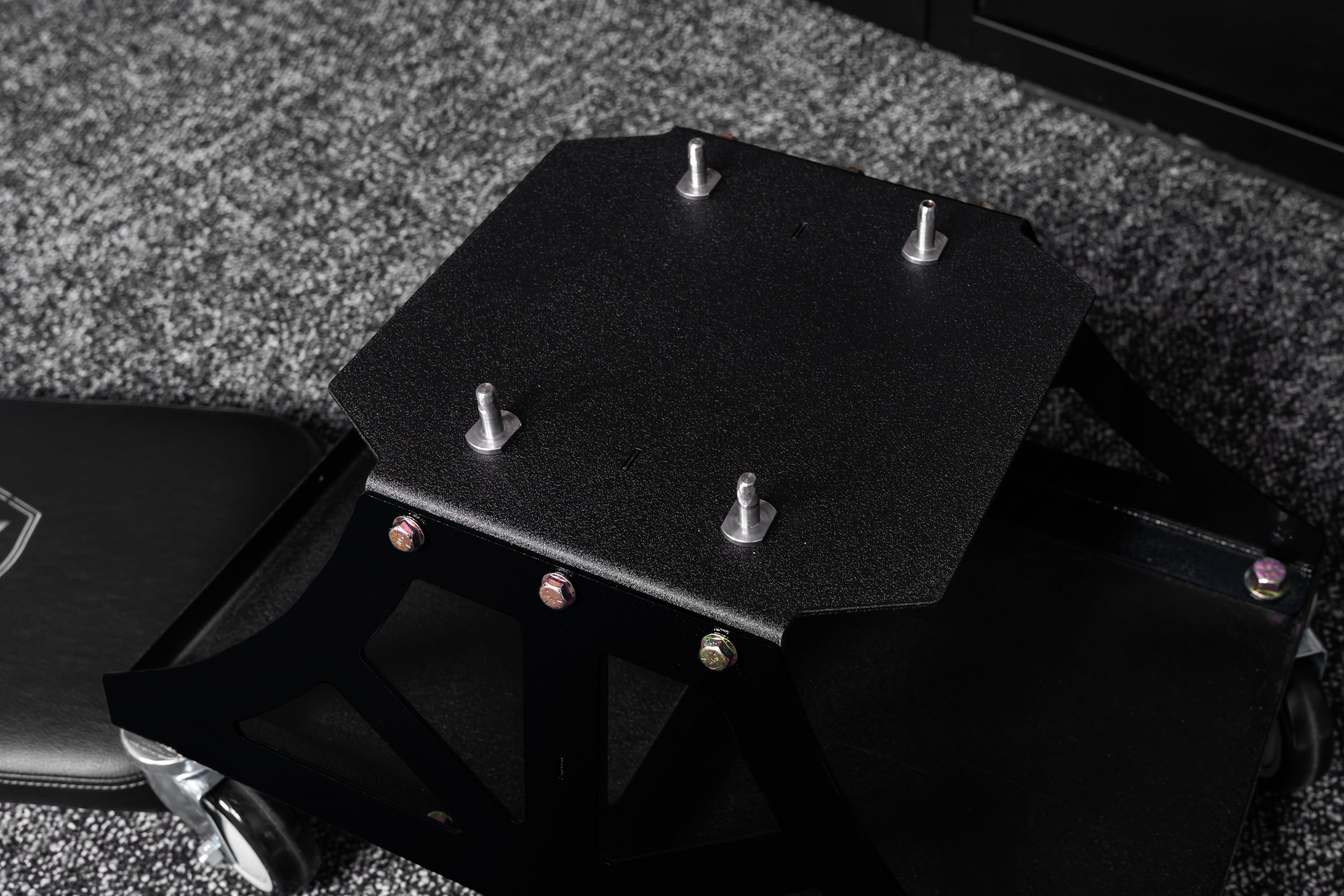 Vyper Chair Low Pro - Ergonomic Gaming Chair for Comfort & Support - Perfect for Esports, Streaming & Office Work