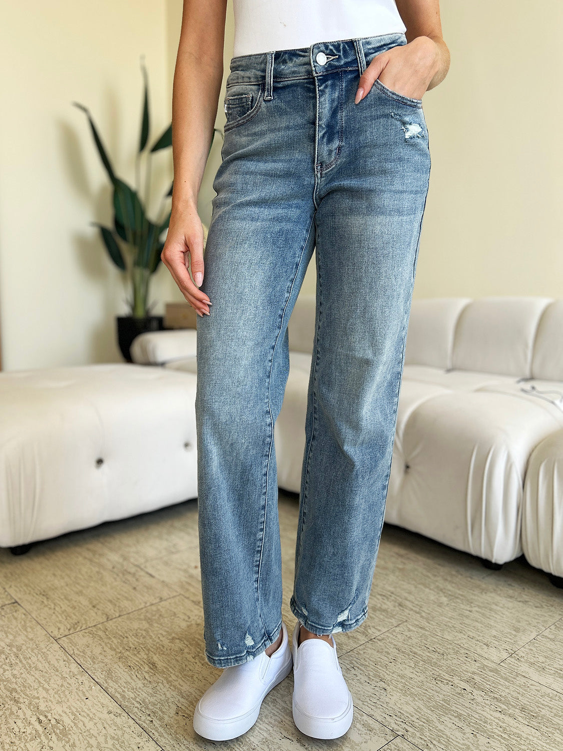 Judy Blue Women's Mid Rise Distressed Straight Leg Jeans - Comfortable Stretch Denim for Casual Wear & Everyday Outfits