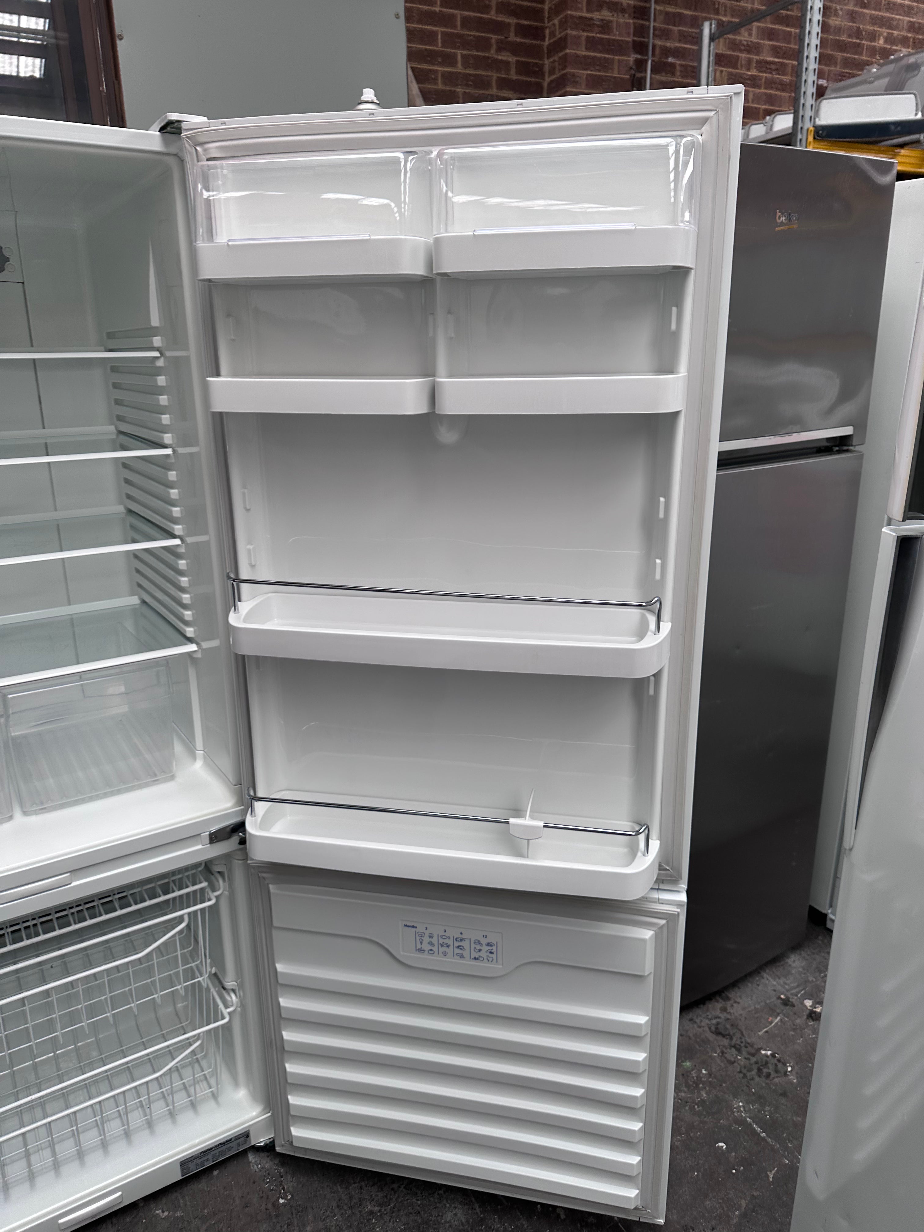 Fisher & Paykel 442L Bottom Mount Refrigerator - Energy Efficient French Door Fridge with Spacious Interior [Certified Refurbished] - Perfect for Modern Kitchens & Large Families
