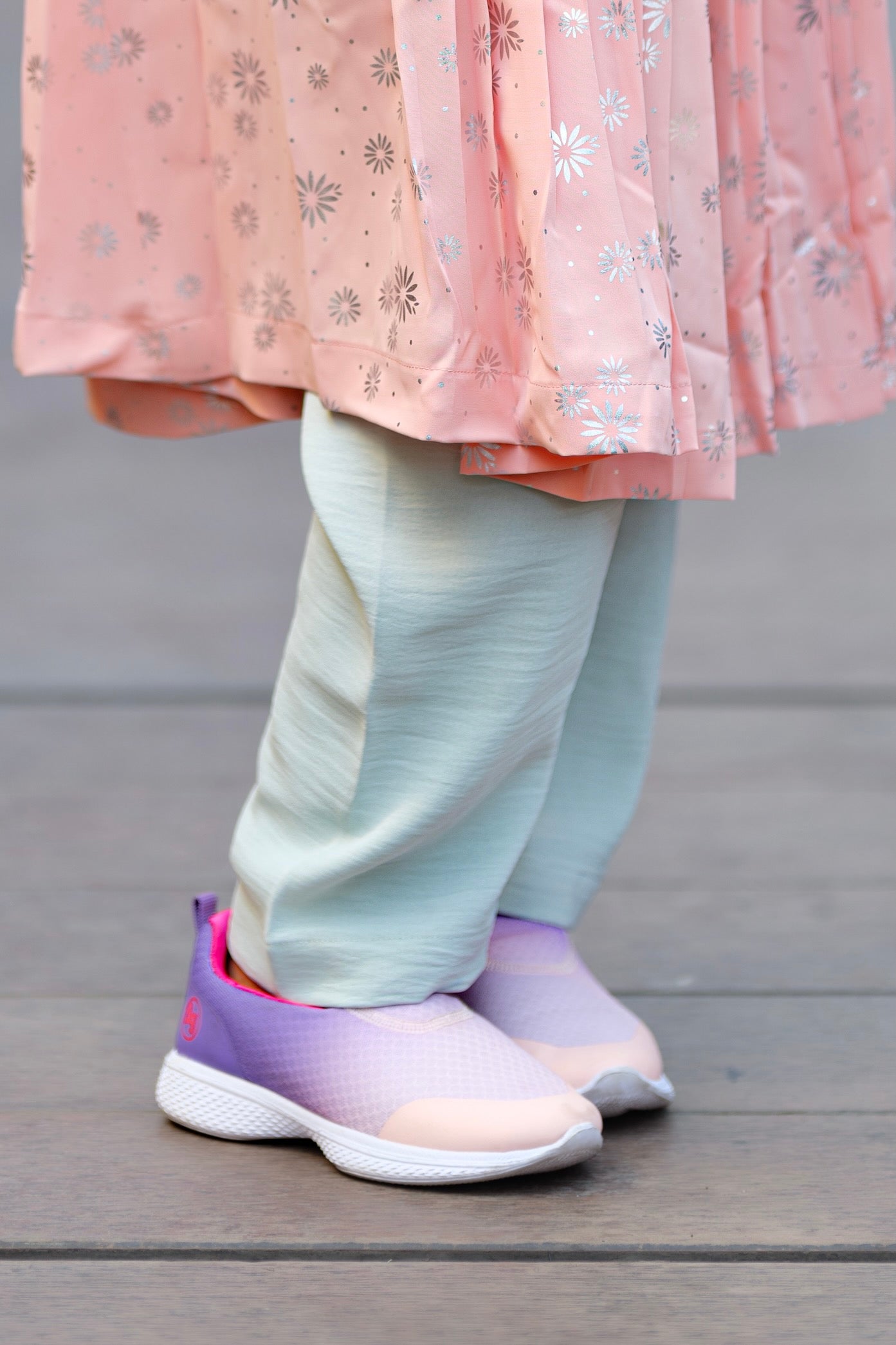 **Adorable Baby Girl's Mint Green Trousers - Soft & Comfortable Pants for Toddlers - Perfect for Playtime, Daycare & Family Outings**