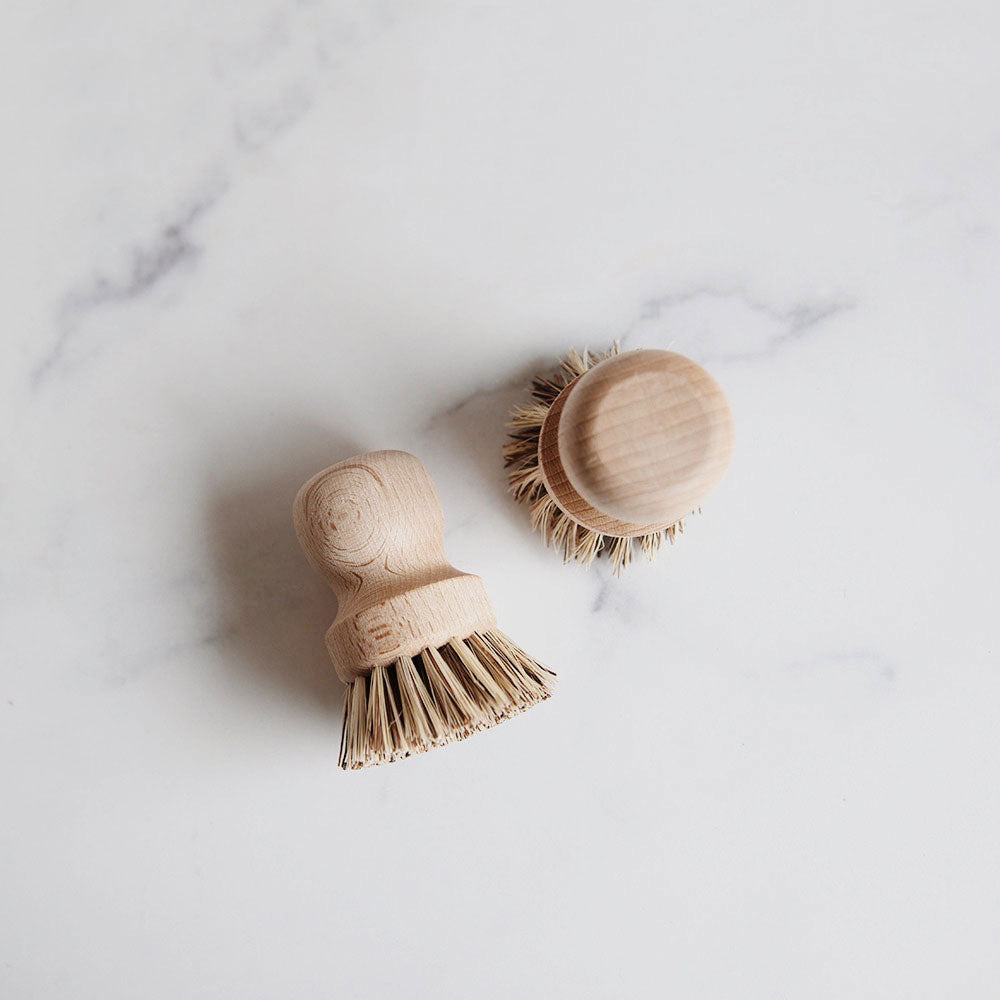 Eco-Friendly Wooden Dish Brush - Natural Bamboo Handle & Bristles for Effective Cleaning | Perfect for Kitchen, Camping & Sustainable Living