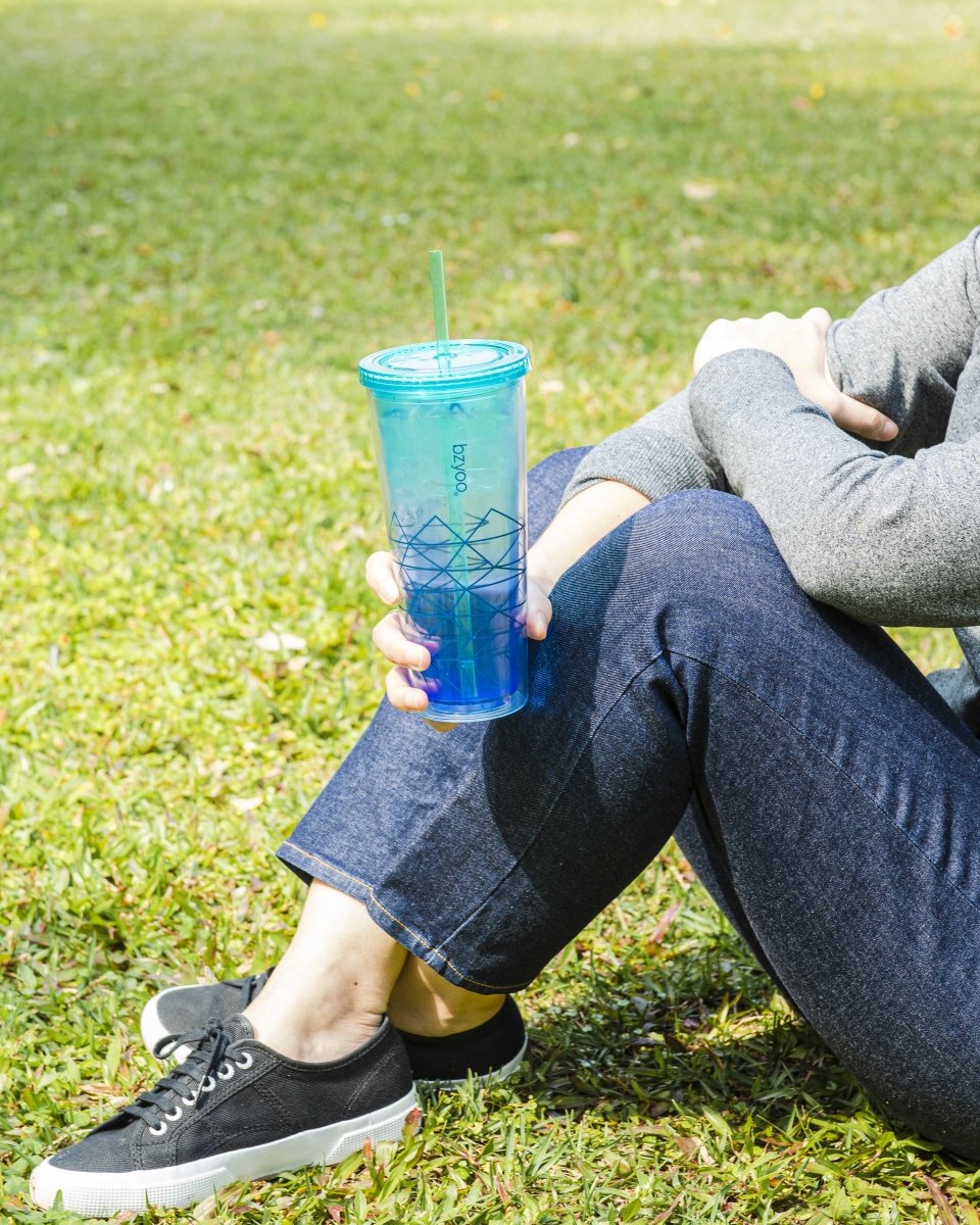 24oz Double Wall Insulated Plastic Tumbler with Lid and Straw - Spiderman Blue - Perfect for Kids' Parties, School Lunches & Outdoor Activities