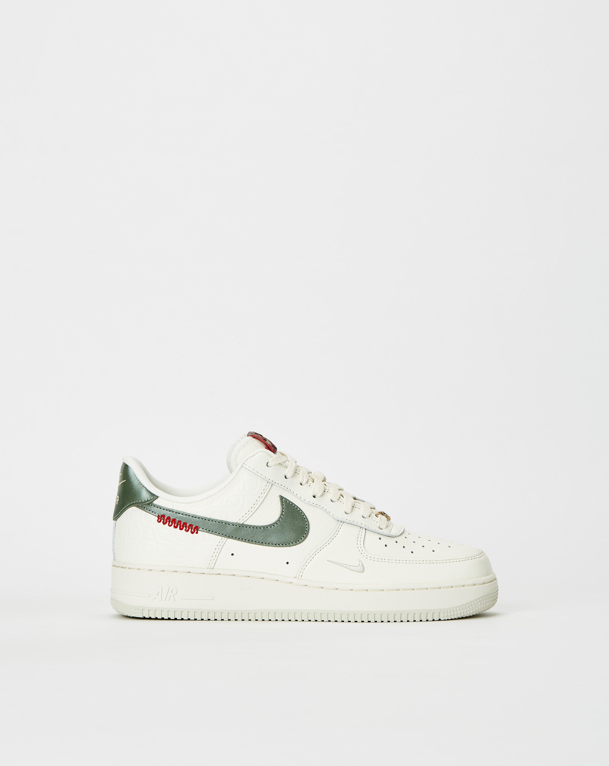 Nike Air Force 1 '07 Men's Sneakers - Size 38 - Classic White Low-Top Basketball Shoes for Casual Wear & Street Style Fashion
