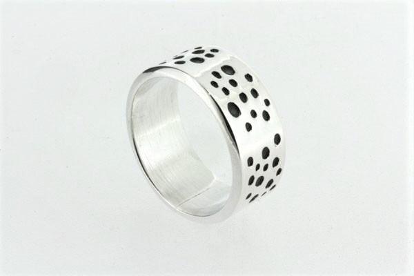 Oxidized Hole Ring - Sterling Silver Jewelry for Women - Perfect for Casual Wear, Parties & Gifts