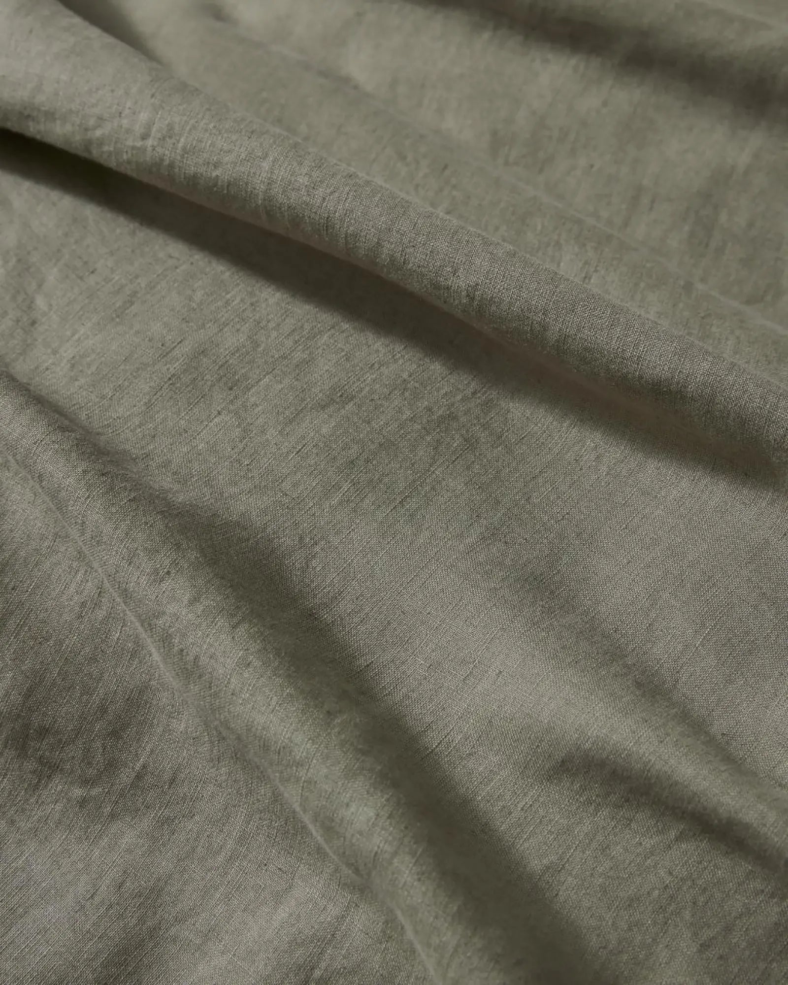Premium Ravello Flat Sheet Set - 100% Breathable Cotton, Wrinkle-Resistant, Soft & Comfortable - Perfect for Bedroom, Guest Room, or Vacation Home - Queen/King Size Options Available