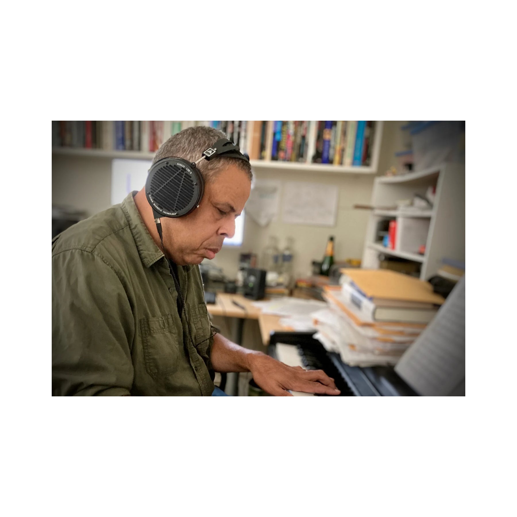 Audeze LCD 2 Classic Premium Over-Ear Open Back Headphones - High-Fidelity Audiophile Headset for Music Production, Gaming & Home Theater Use