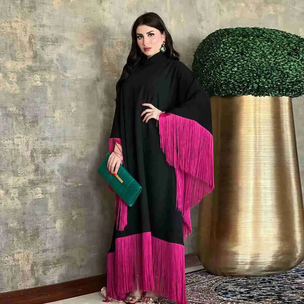 Elegant Batwing Sleeve Tassel Farasha Abaya Dress for Women - Flowy Caftan Kaftan with Long Sleeves - Perfect for Eid, Ramadan, Wedding & Special Occasions