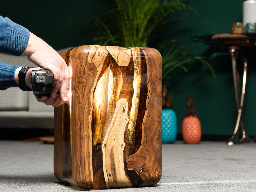 Modern Resin Cube Side Table with Epoxy Wood Design - Stylish Accent Stool for Living Room, Bedroom, or Office Decor