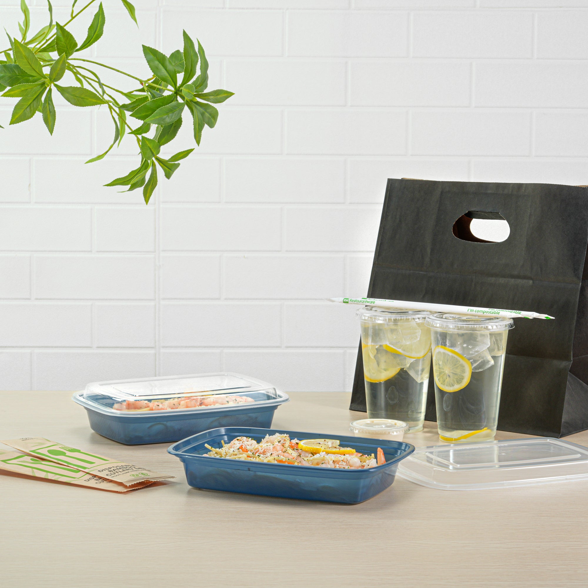 28oz Rectangle Plastic Food Storage Containers with Clear Lids - Microwave Safe To-Go Boxes (8.75