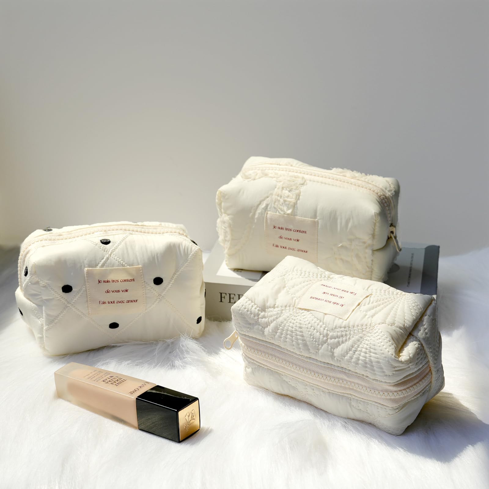 White Quilted Makeup Bag for Women - Waterproof Travel Cosmetic Organizer - Floral Design for Girls & Travel Accessories