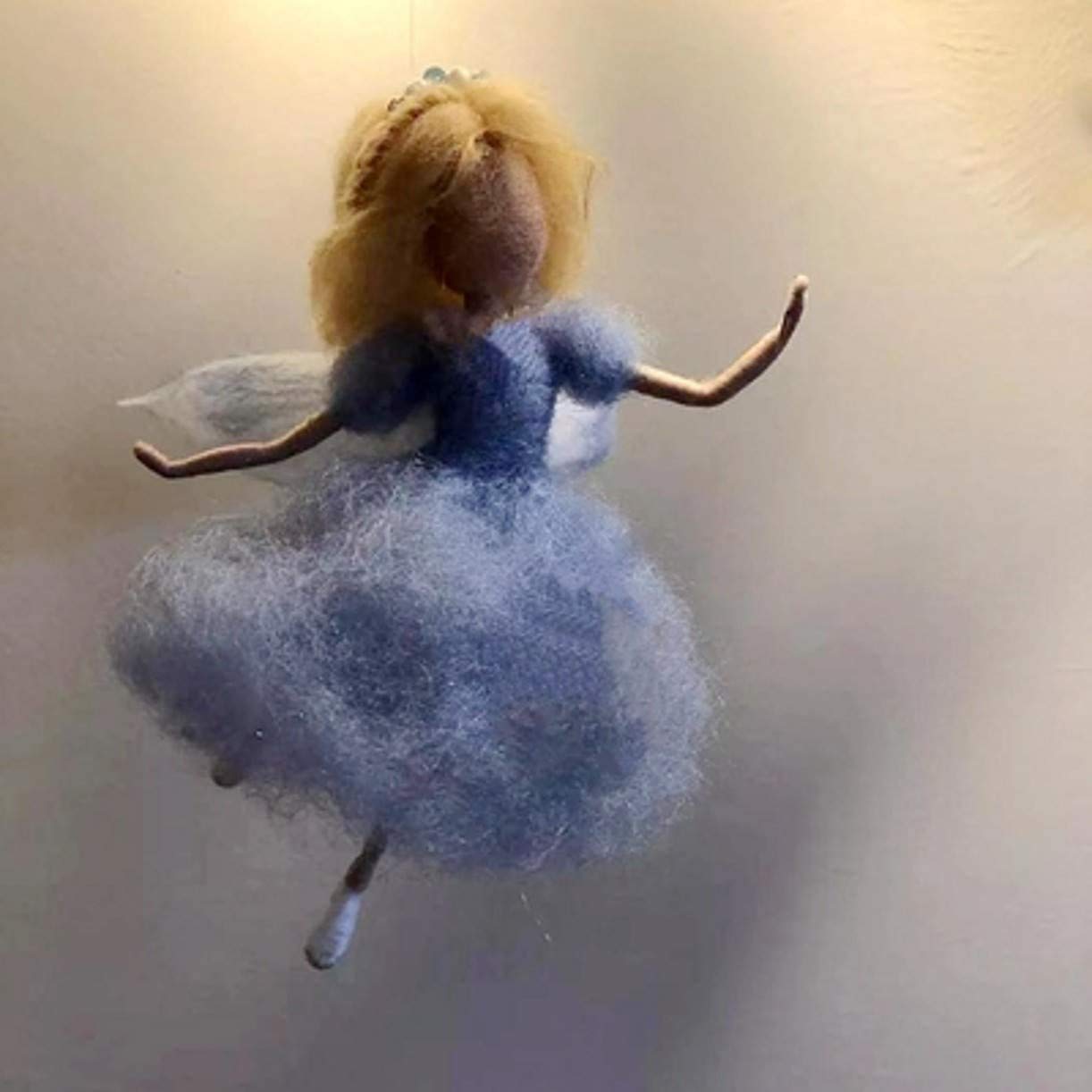 CHENGYIDA Wool Felting Craft Kit - DIY Needle Felt Animal Kit with 5 Angel Fairy Girl Designs | Perfect for Beginners, Home Decor & Handmade Gift Making