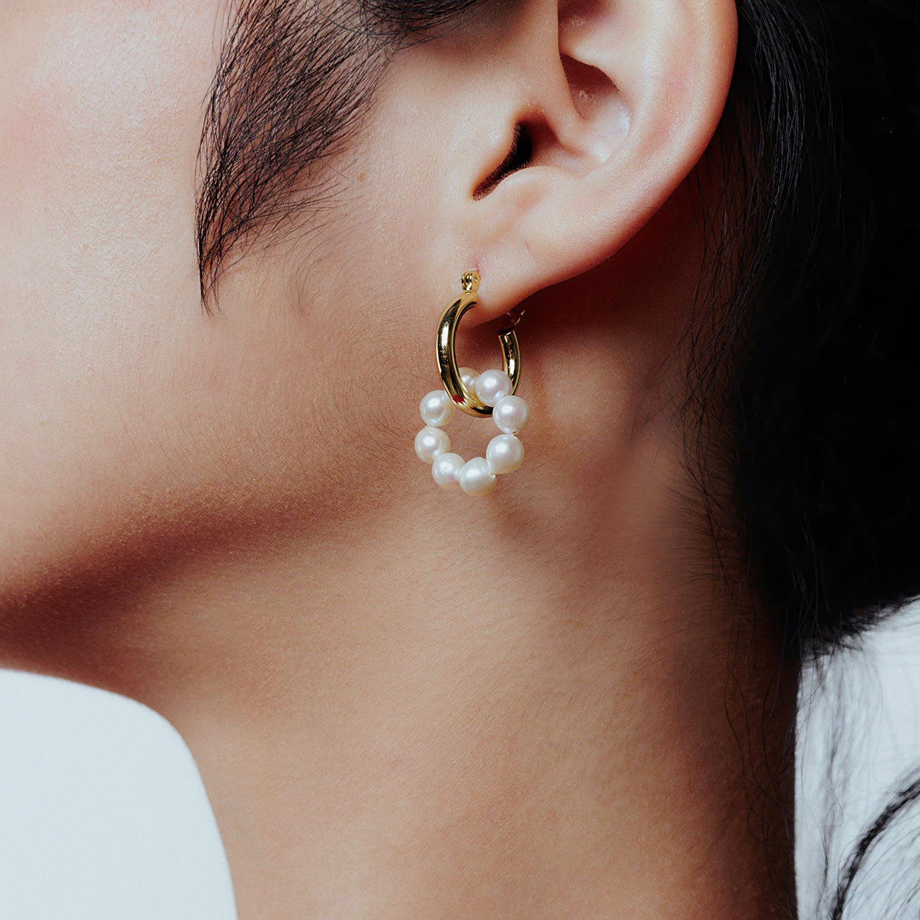 18K Solid Gold New Yorker Freshwater Pearl Earrings KE00034 - Elegant Pearl Jewelry for Women, Perfect for Weddings, Parties & Special Occasions