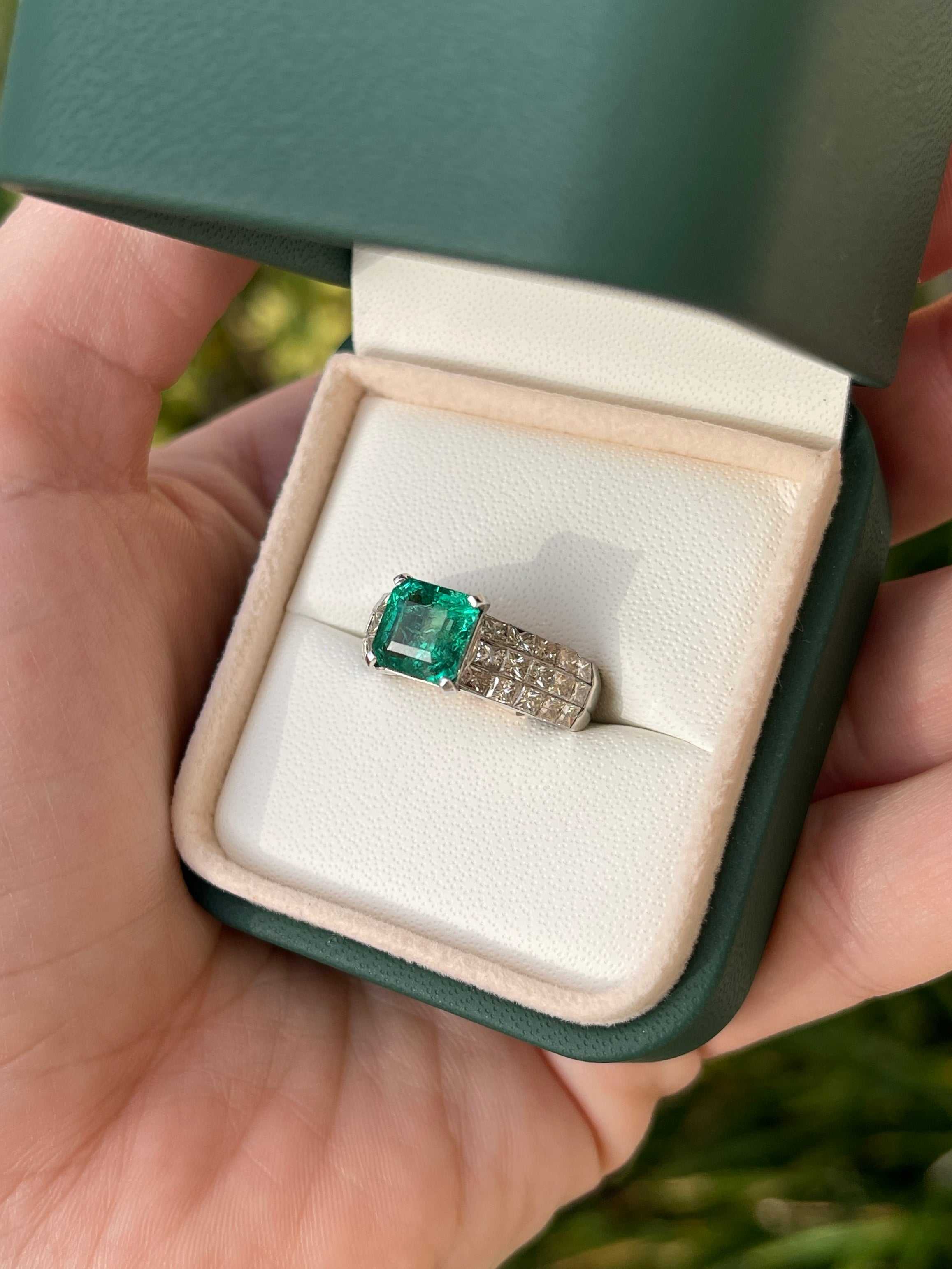 5.40tcw Emerald & Princess Cut Diamond 6mm Wide 18K Gold Wedding Band - Elegant Bridal Ring for Engagement, Anniversary & Special Occasions