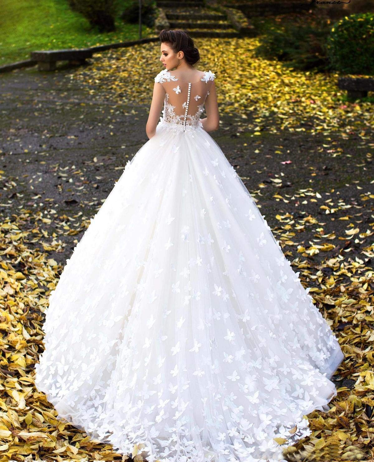 Elegant Women's Tulle Wedding Dress Ball Gown A-Line Bridal Gown with Butterfly Embroidery - Perfect for Church Weddings, Beach Ceremonies & Romantic Vows