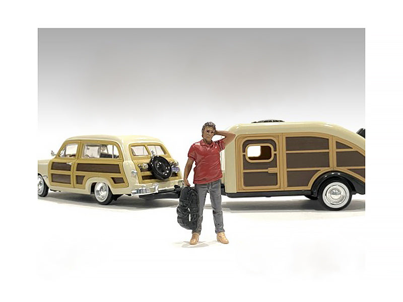 American Diorama 1/18 Scale Camper Figures - Set of 4 Highly Detailed Miniature Campers for Model Cars, Diorama Displays & Collectors - Perfect for RC Scenes, Train Layouts & Tabletop Gaming