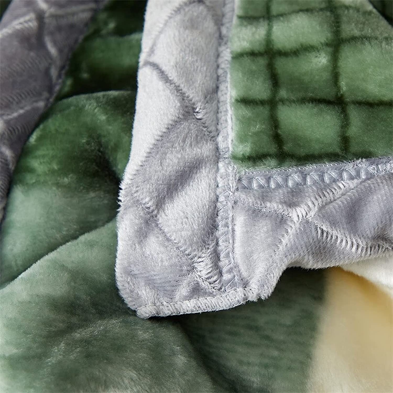 LGYKUMEG Green Queen Faux Fur Blanket 79