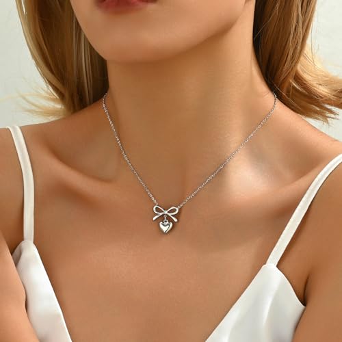 Heart Bow-White Gold