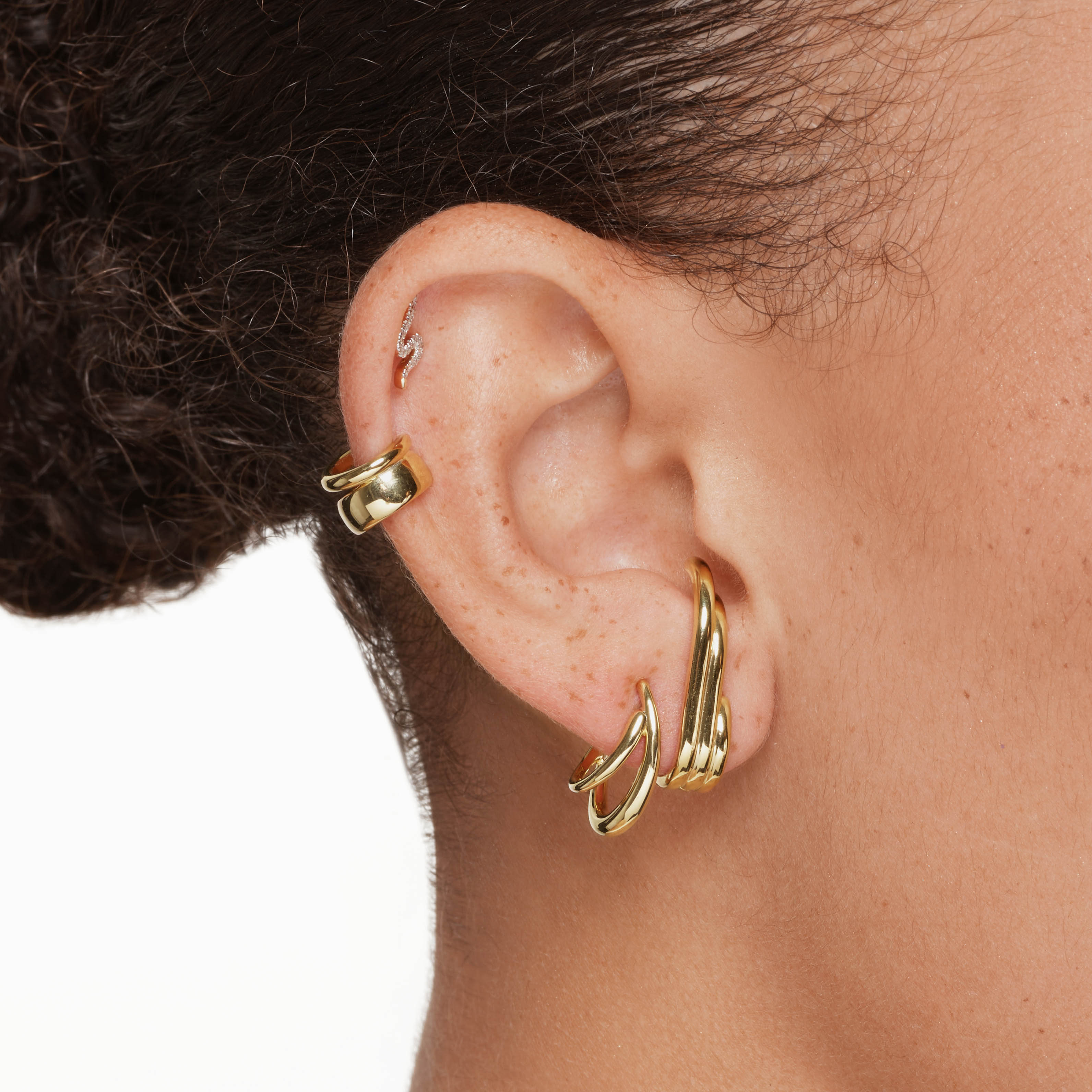 Gold Split Band Single Ear Cuff - Trendy Non-Pierced Ear Jewelry for Women - Perfect for Parties, Weddings & Everyday Wear