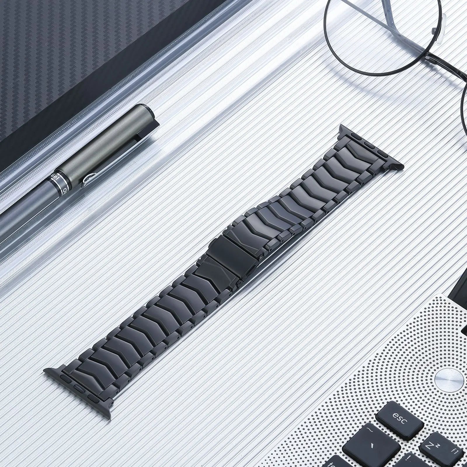 Premium Solid Titanium Band for Men - Durable & Hypoallergenic Wedding Ring, Anniversary Gift - Perfect for Everyday Wear, Travel & Outdoor Activities