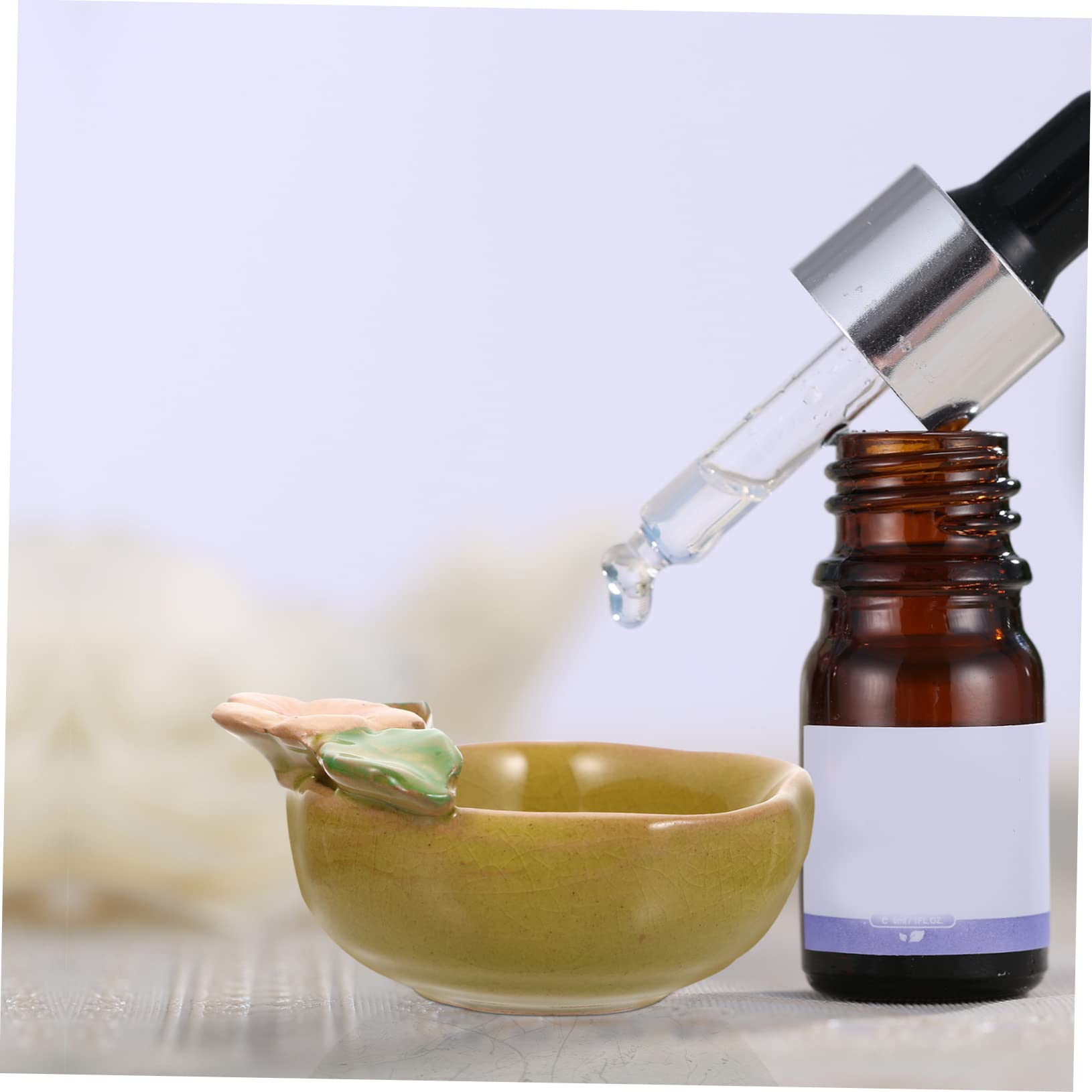 Professional Ceramic Mixing Bowl for Essential Oils & Spa Treatments - Esthetician Tool for Oil Blending, Mask Preparation & Beauty Therapy - Perfect for Home Spa, Facial Treatments & Aromatherapy Sessions
