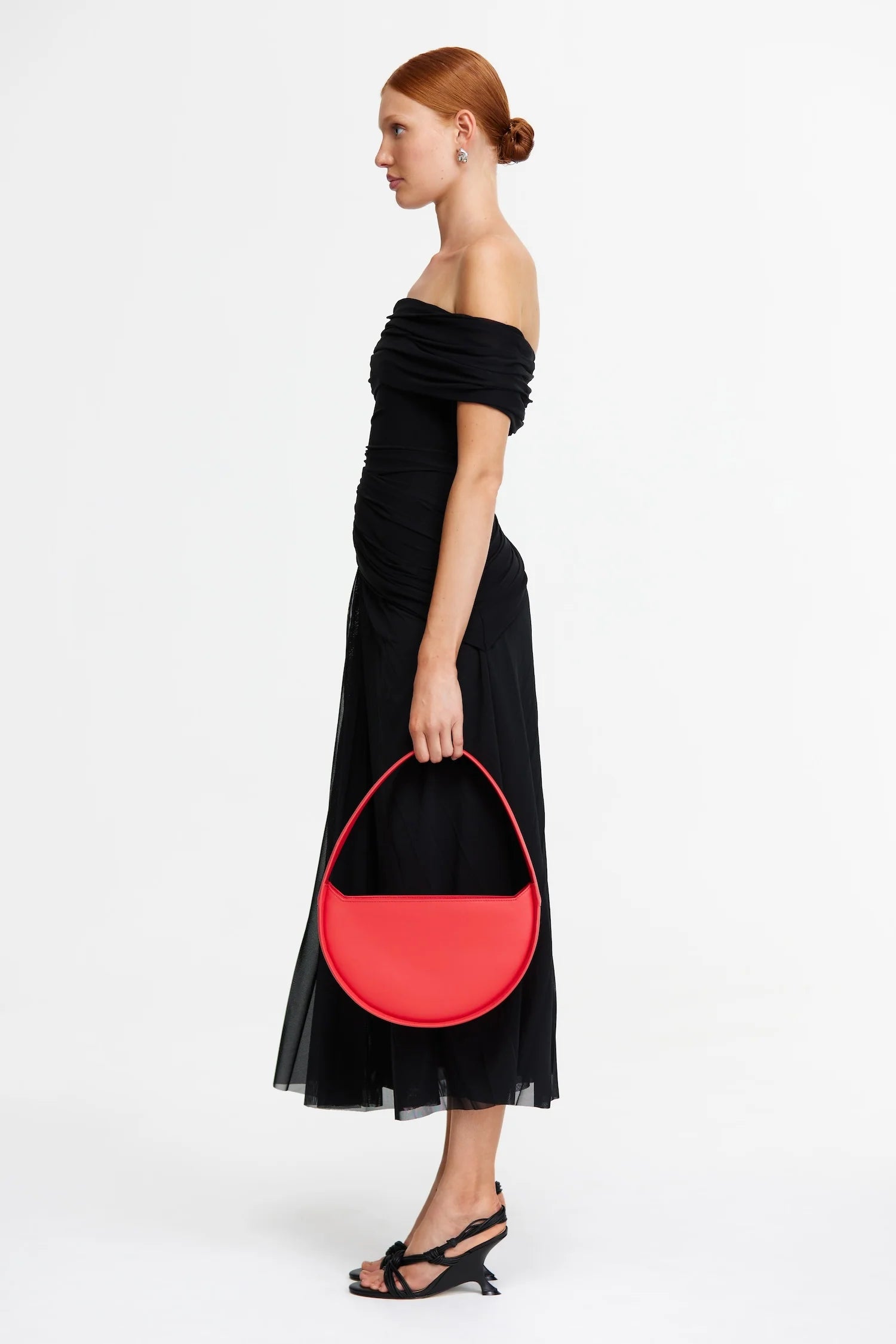 Premium Birch Bag Medium in Chili Red - Stylish & Durable Crossbody Purse for Women, Perfect for Work, Travel & Everyday Use