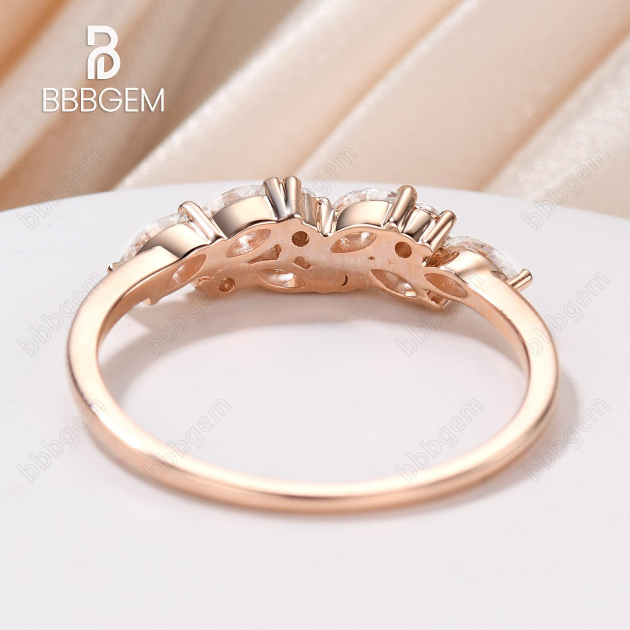 Exquisite Marquise & Round Moissanite Wedding Band for Women - 14K Rose Gold Cluster Bridal Ring - Perfect Anniversary, Engagement & Valentine's Day Gift - Ideal for Proposals, Vow Renewals & Special Occasions