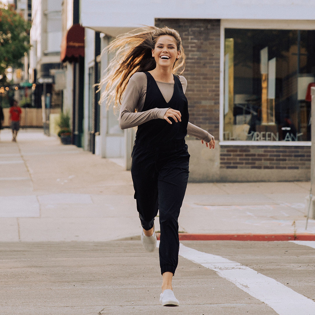Black Overalls Jumpsuit for Women - Stylish & Comfortable Workwear - Perfect for Gardening, DIY Projects, and Casual Outfits