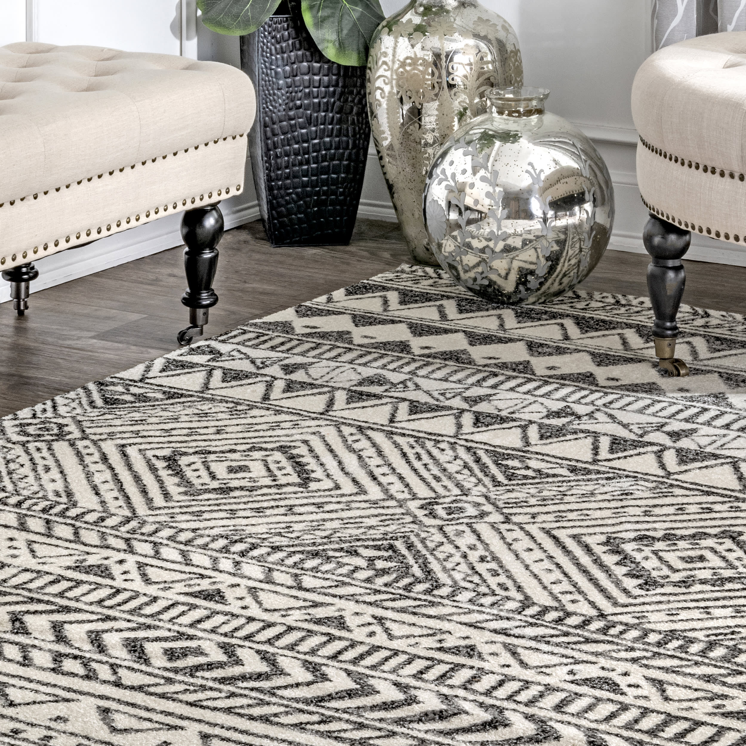 Stylish Banded Geometric Area Rug in Dark Grey - Perfect for Living Room, Bedroom, or Office Decor