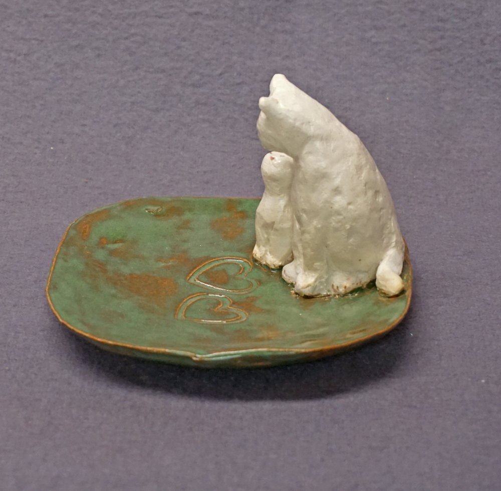 Ceramic Cat Trinket Dish - Elegant Ring & Jewelry Holder, Wedding & Anniversary Gift, Jade Green Ceramic Art - Perfect for Home Decor, Vanity Organizer & Thoughtful Gift Giving